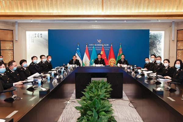 “中國—中亞五國”海關(guān)署長首次會晤以視頻方式舉行，宣布“中國—中亞五國”海關(guān)署長會晤機(jī)制正式建立