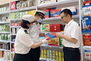 宜昌海關(guān)為企業(yè)提供“一站式”服務(wù)，護(hù)航小商品“出海”