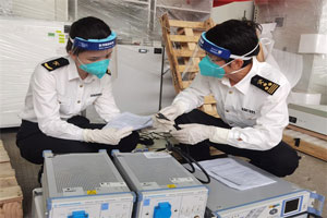 深圳海關(guān)深化調(diào)查研究 幫扶企業(yè)拓市場搶訂單