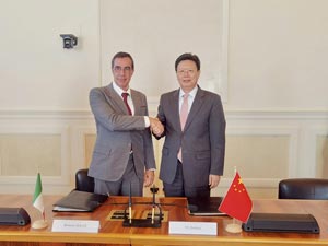 海關(guān)總署署長俞建華一行出訪意大利
