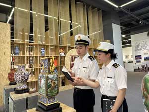 西永海關(guān)護航國際文化交流