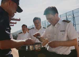 海關(guān)總署署長俞建華到河北調(diào)研