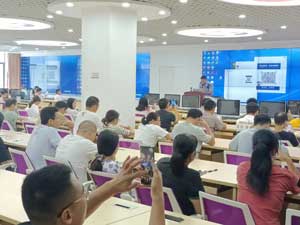 反詐宣傳進企業(yè) 安全防范入人心——坪山公安開展防范電信網(wǎng)絡詐騙專題講座