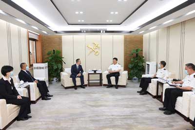 海關(guān)總署署長俞建華會見澳門海關(guān)關(guān)長黃文忠
