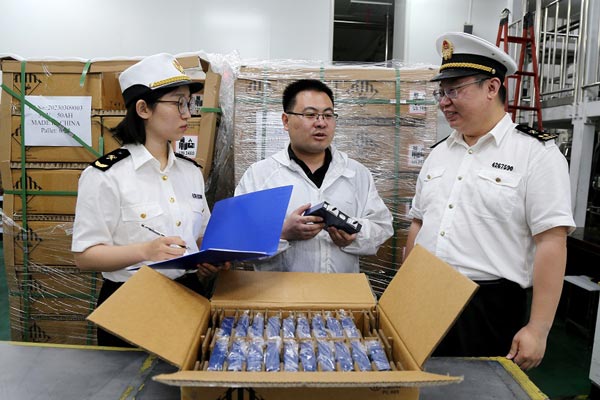 菏澤海關(guān)深入企業(yè)調(diào)查研究 為鋰電池通關(guān)增添動(dòng)能