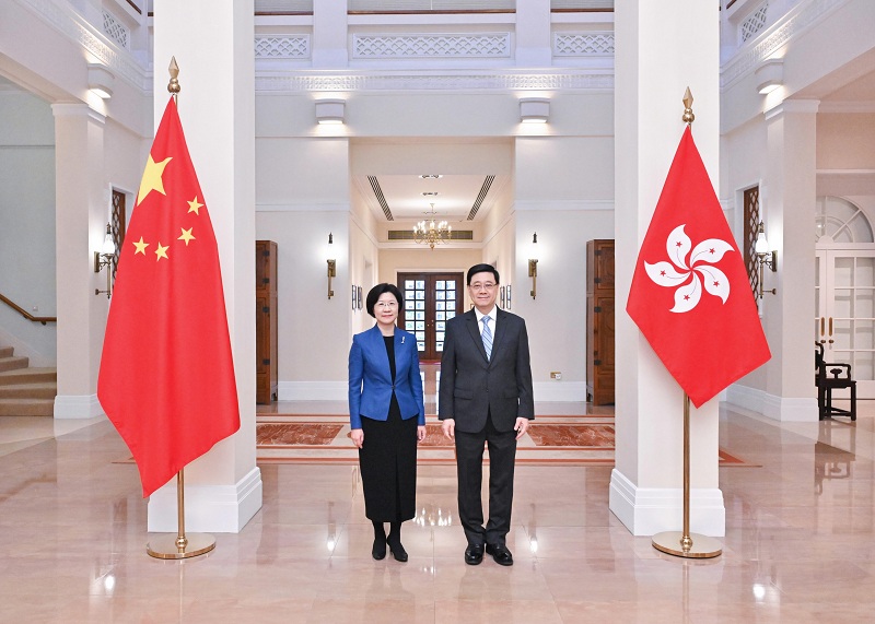 海關(guān)總署署長孫梅君會見香港特別行政區(qū)行政長官李家超
